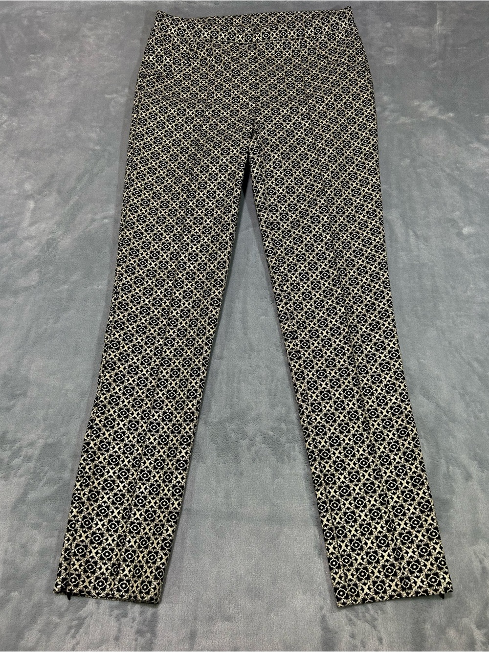 Joseph Ribkoff Black Metallic Gold Slim Pull On Stretch Ankle Pants Size US 6